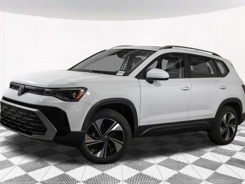New 2026 Volkswagen Taos SE image 48