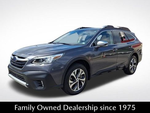 Used 2020 Subaru Outback Touring XT AWD/4WD image 3