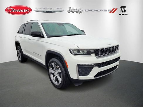 New 2026 Jeep Grand Cherokee Limited w/ Luxury Tech Group II image 1