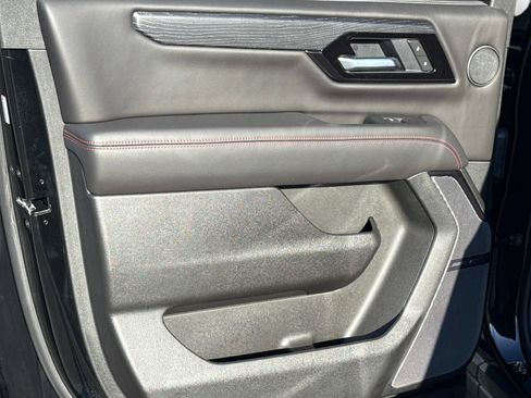 Used 2026 GMC Yukon XL AT4 Ultimate w/ LPO, Floor Liner Package AWD/4WD image 15