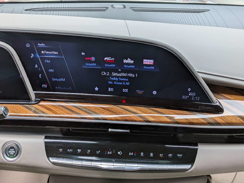 Certified 2023 Cadillac Escalade Premium Luxury Platinum w/ LPO, Radiant Package AWD/4WD image 21