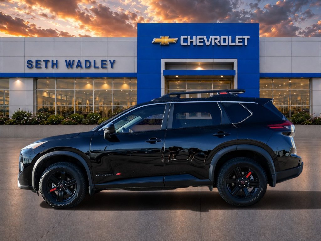 Used 2025 Nissan Rogue SV AWD/4WD image 4