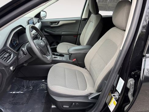 Certified 2022 Ford Escape SE image 10