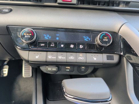 New 2026 Hyundai Elantra SEL Sport Premium FWD image 18