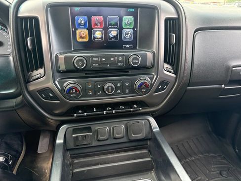 Used 2017 GMC Sierra 1500 SLT AWD/4WD image 17