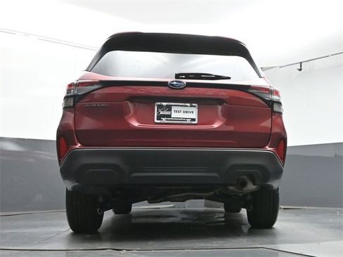 Used 2025 Subaru Forester w/ Convenience Package #1 image 38