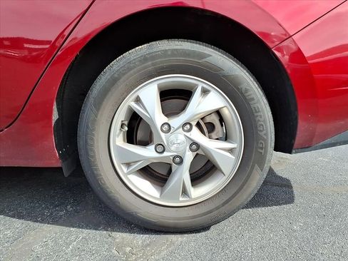 Certified 2023 Hyundai Elantra SE FWD image 19