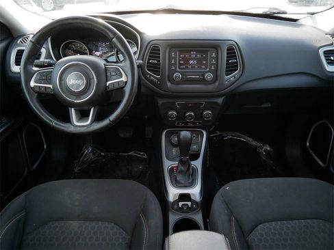 Used 2018 Jeep Compass Sport w/ Cold Weather Group image 10