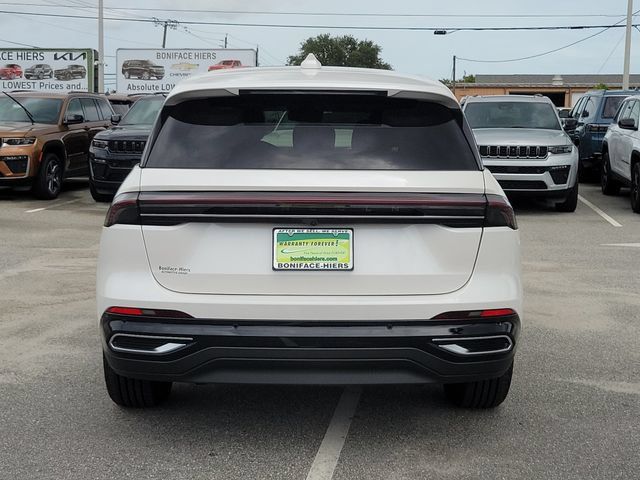 Used 2025 Lincoln Nautilus Premier w/ Equipment Group 102A AWD/4WD image 5