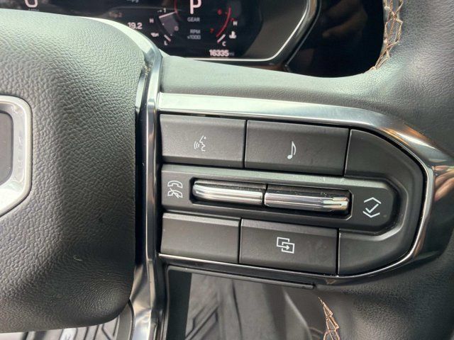 Used 2024 GMC Canyon AT4 AWD/4WD image 25