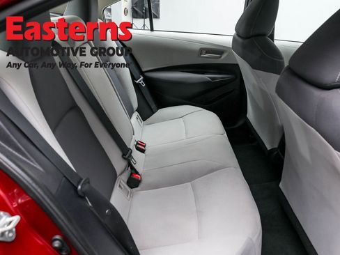 Used 2022 Toyota Corolla LE image 21