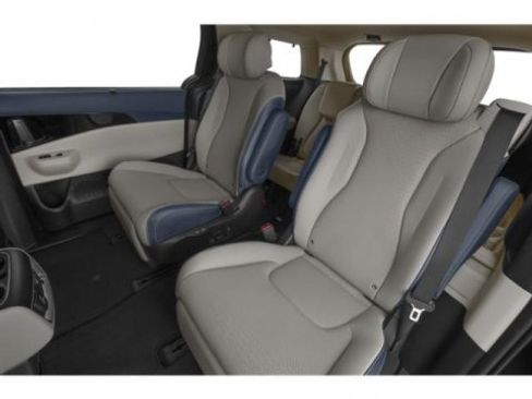 Used 2025 Kia Carnival SX Prestige FWD image 15