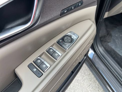 New 2026 Kia Carnival SX FWD image 11
