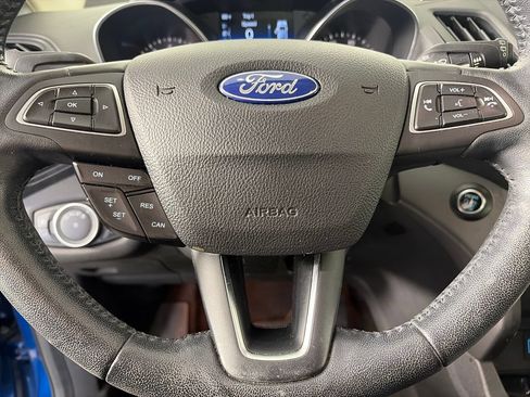 Used 2019 Ford Escape SEL FWD image 16