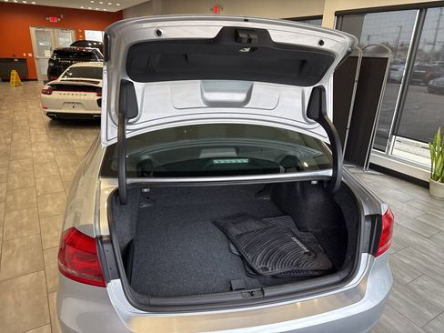 Used 2015 Volkswagen Passat 1.8T S image 27