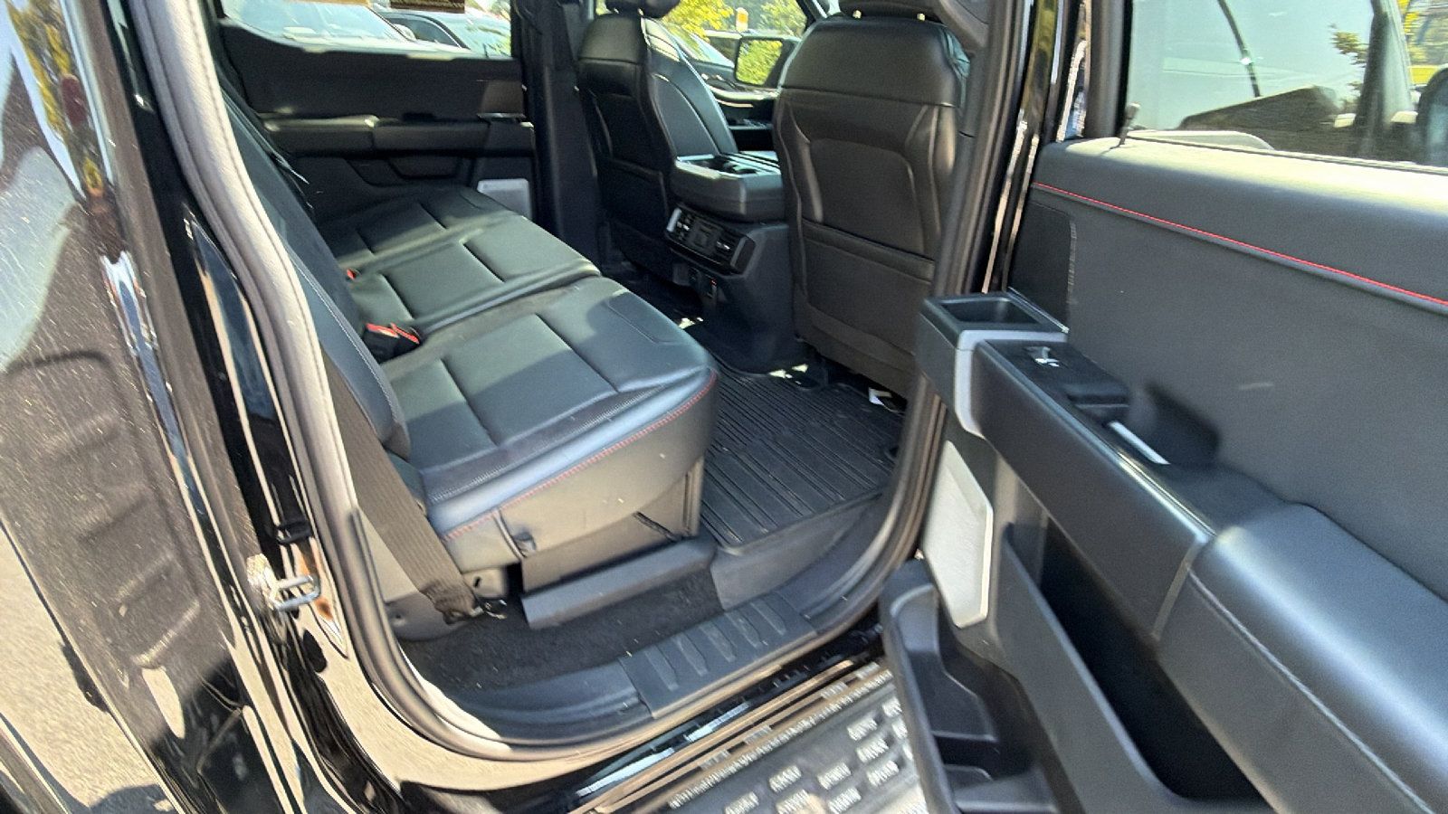 Used 2025 Ford F150 Raptor AWD/4WD image 21