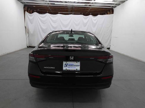 Certified 2023 Honda Accord EX image 6