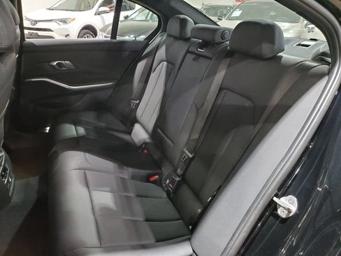 Used 2020 BMW 330i Sedan w/ Convenience Package RWD image 25