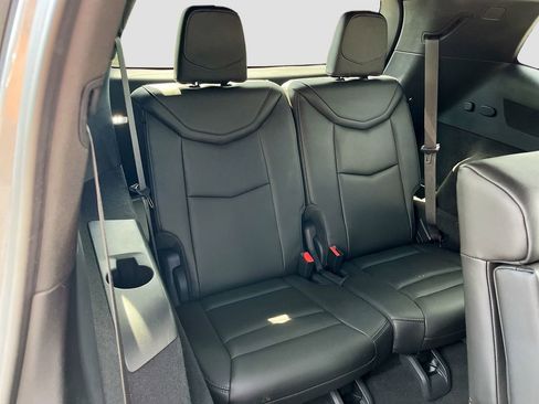 Used 2022 Cadillac XT6 Premium Luxury image 27