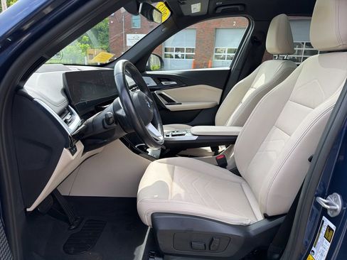 Used 2023 BMW X1 xDrive28i w/ Premium Package AWD/4WD image 15
