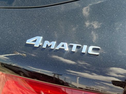 Used 2018 Mercedes-Benz GLC 300 4MATIC image 6