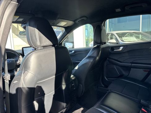 Used 2023 Ford Escape ST-Line image 21