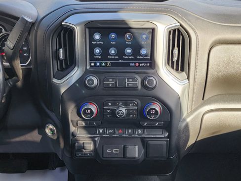 Used 2022 Chevrolet Silverado 2500 LT w/ Convenience Package image 18