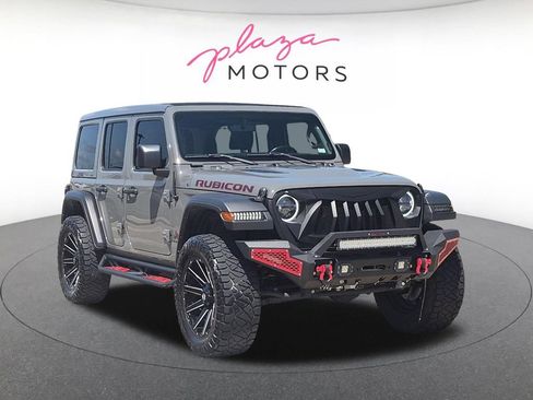Used 2023 Jeep Wrangler Unlimited Rubicon w/ Cold Weather Group AWD/4WD image 3