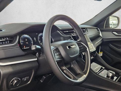 New 2026 Jeep Grand Cherokee L Laredo AWD/4WD image 3