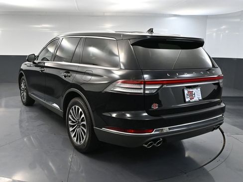 Used 2023 Lincoln Aviator Reserve AWD/4WD image 8