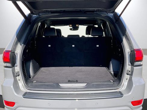 Certified 2022 Jeep Grand Cherokee Laredo X image 25