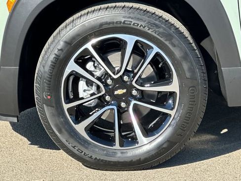 New 2026 Chevrolet TrailBlazer LT FWD image 35