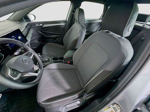 Used 2025 Volkswagen Jetta Sport FWD image 13