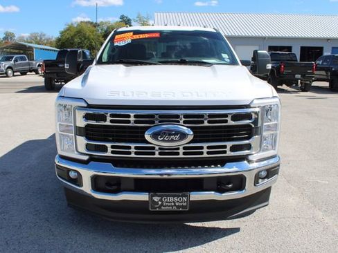 Used 2024 Ford F350 XLT w/ FX4 Off-Road Package image 2