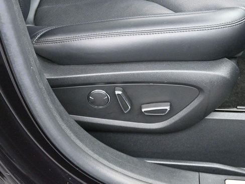 Used 2020 Lincoln Nautilus Reserve AWD/4WD image 36