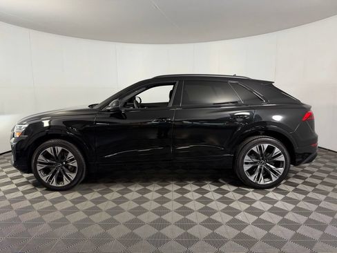 Used 2025 Audi Q8 Premium w/ Black Optic Package AWD/4WD image 5