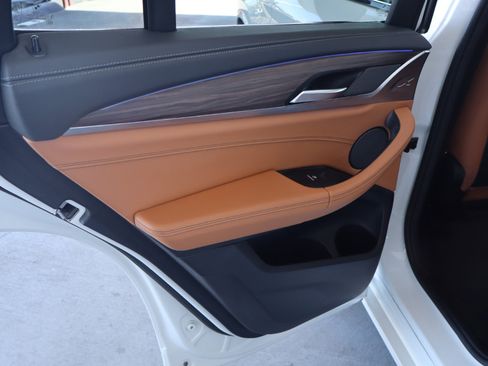 Used 2018 BMW X3 M40i w/ Premium Package image 29