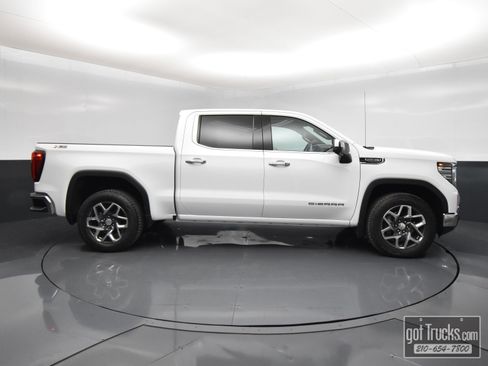 Used 2023 GMC Sierra 1500 SLT w/ SLT Premium Package AWD/4WD image 52