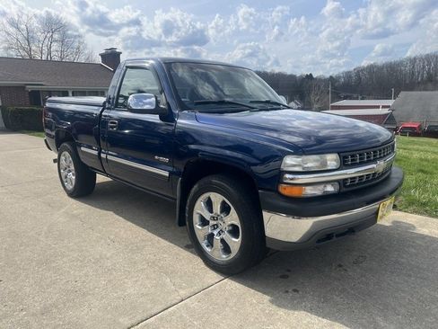 Used 2000 Chevrolet Silverado 1500 LS w/ Off-Road Chassis Pkg image 2