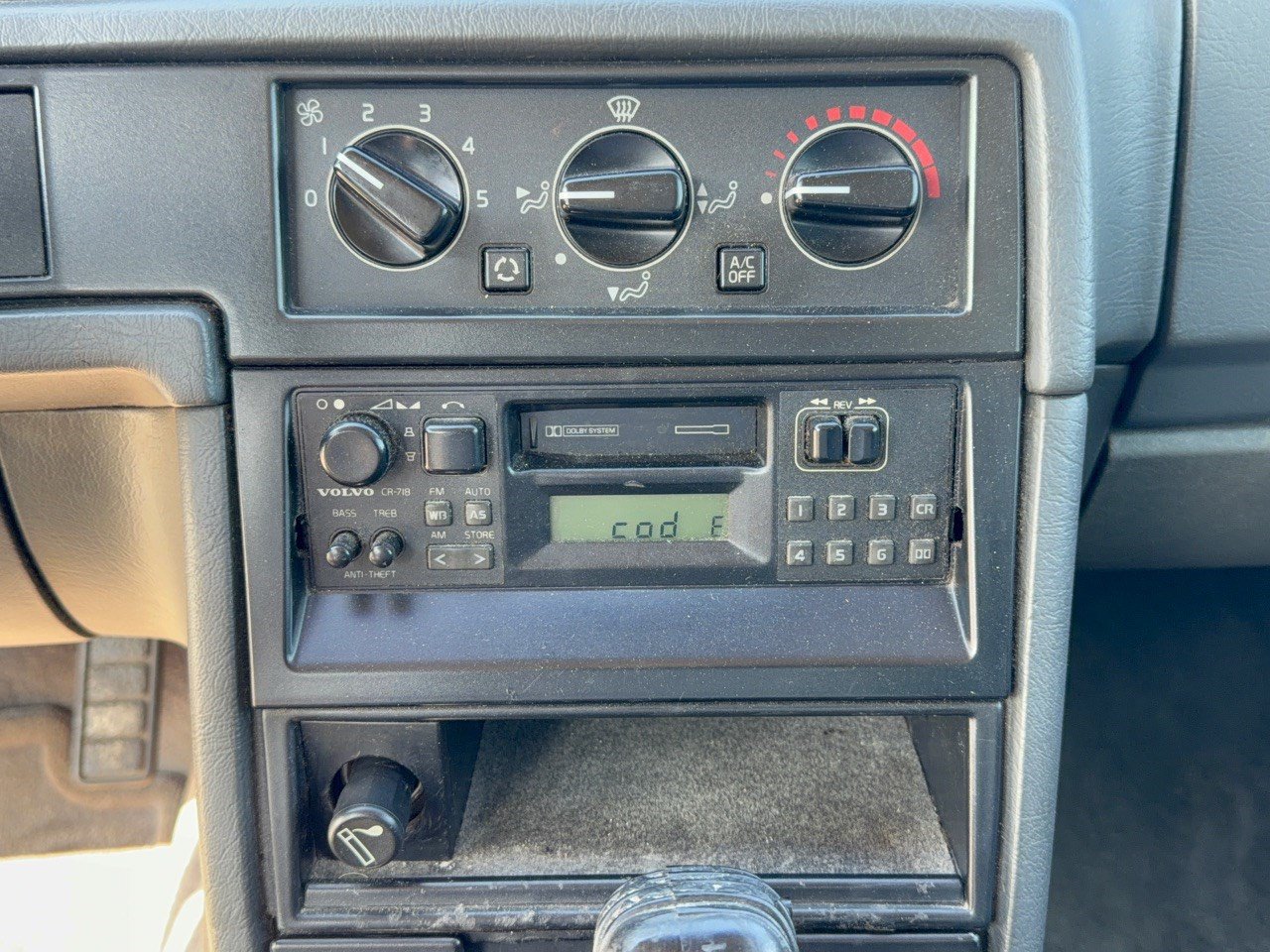 Used 1994 Volvo 940 Sedan RWD image 22