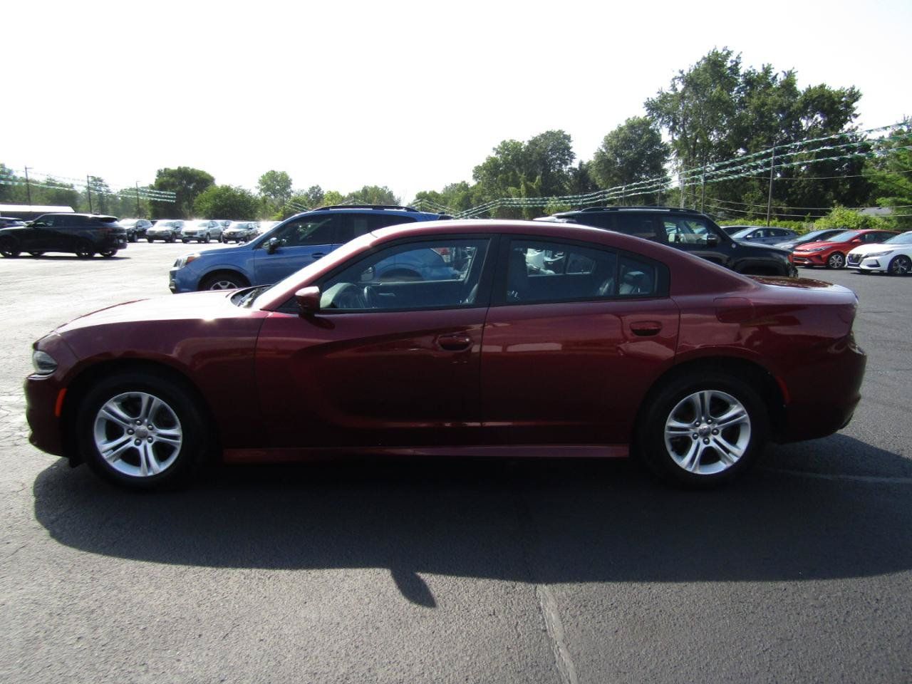 Used 2020 Dodge Charger SXT w/ Leather Interior Group RWD image 4