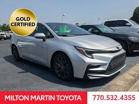 Certified 2026 Toyota Corolla SE FWD image 2