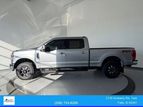 Used 2022 Ford F250 XLT w/ XLT Premium Package AWD/4WD image 4