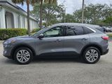 Used 2022 Ford Escape SEL image 2