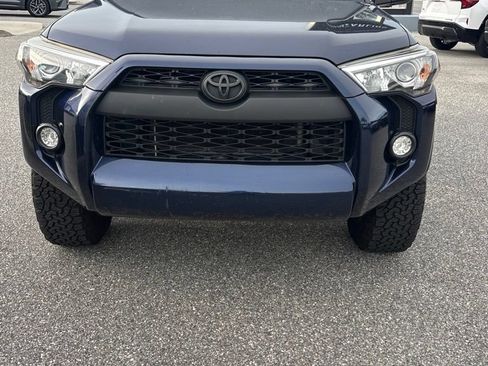 Used 2016 Toyota 4Runner SR5 Premium RWD image 2