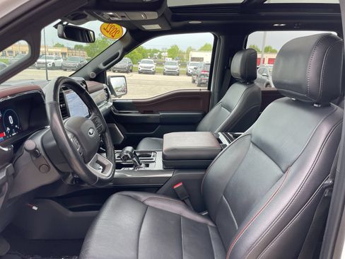 Used 2022 Ford F150 Lariat w/ Equipment Group 502A High AWD/4WD image 19
