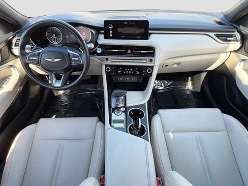 Used 2024 Genesis G70 2.5T RWD image 14