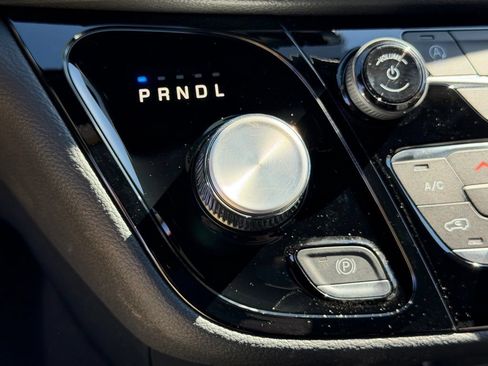 New 2026 Chrysler Pacifica Select w/ S Appearance Package FWD image 22
