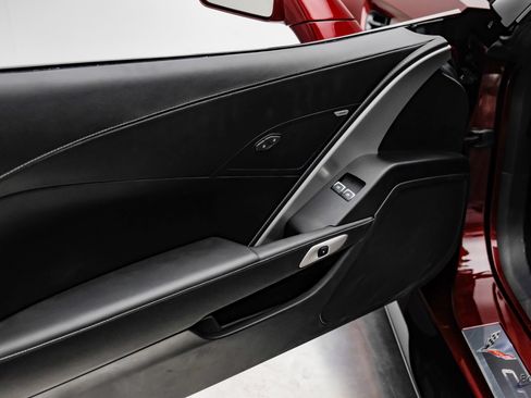 Used 2018 Chevrolet Corvette Z06 RWD image 79