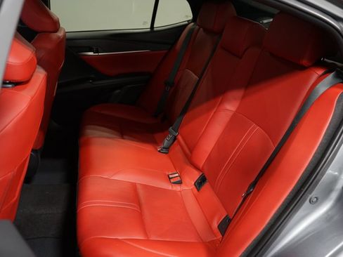 Used 2025 Toyota Camry XSE FWD image 30
